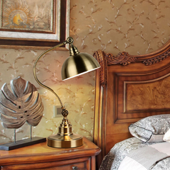 ĐÈN ĐỂ BÀN CAO CẤP PHONG CÁCH CỔ ĐIỂN T7280 VRG-S7280