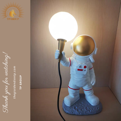 ĐÈN ĐỂ BÀN CAO CẤP TE128 VRG-B128