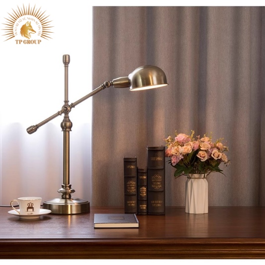 ĐÈN ĐỂ BÀN PHONG CÁCH CỔ ĐIỂN T555 VRG-DB555