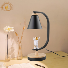 ĐÈN ĐỂ BÀN THÂN GỖ NHỎ GỌN T6734 VRGD-6743