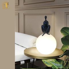 Đèn để bàn trang trí người ôm trăng sáng tạo HX8434 (đặt hàng từ 10- 15 ngày)