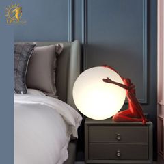 Đèn để bàn trang trí người ôm trăng sáng tạo HX8434 (đặt hàng từ 10- 15 ngày)