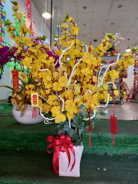 CÀNH HOA MAI THÁI GIẢ TRANG TRÍ TẾT