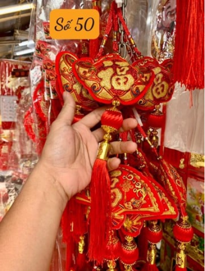 LIỄN TẾT THỎI VÀNG NHUNG