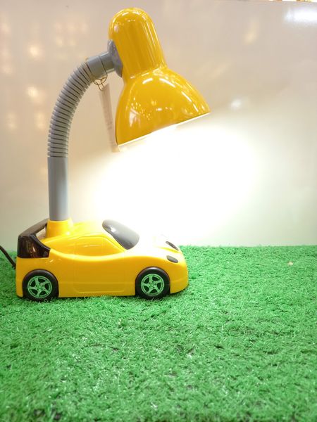 Đèn Bàn Xe Hơi Điện Quang