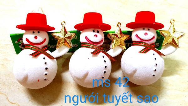 NGƯỜI TUYẾT 3 SAO