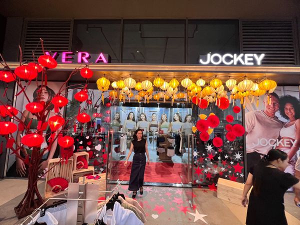 MẪU TRANG TRÍ TẾT HIỆN ĐẠI 2024