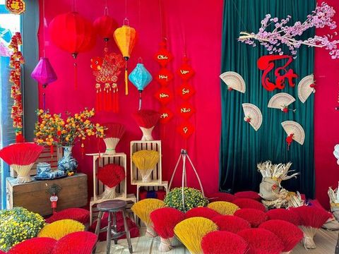 MẪU TRANG TRÍ TẾT HIỆN ĐẠI 2024