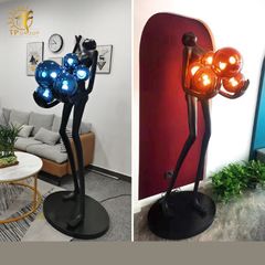 Đèn sàn dáng người ấn tượng ZH.HMLDD017 (đặt hàng từ 10- 15 ngày)