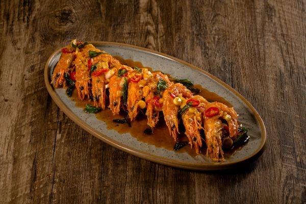  Tôm sốt me Thái ba vị 