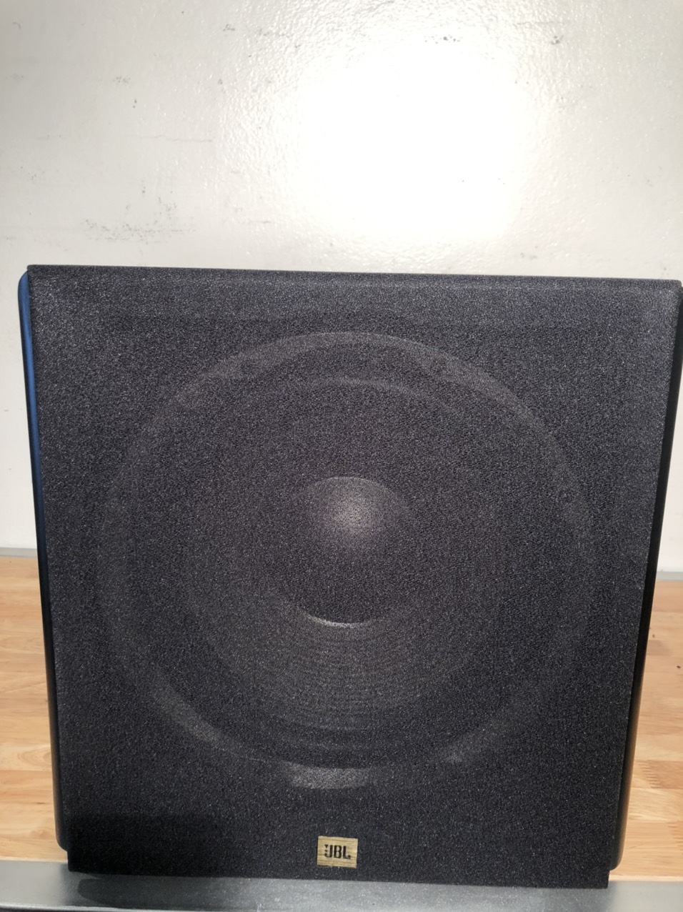 L8400P/230 - Loa Subwoofer JBL (bass 30) – Điện Máy Hào Kiệt