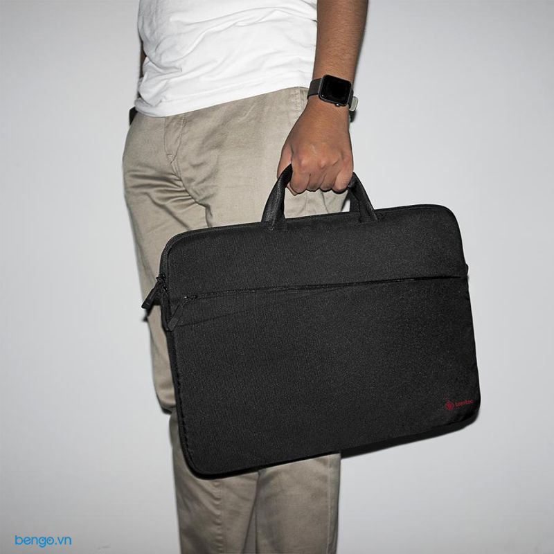  Túi xách chống sốc MacBook Pro 15” TOMTOC (USA) Messenger Bags - A45-E01/D01 