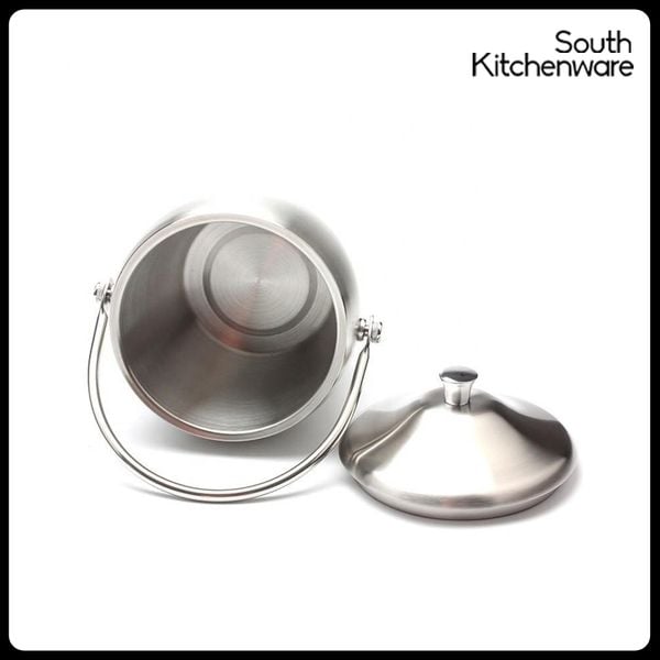 Thương Hiệu: Trống
Kích Thước: 15x13x16
Chất Liệu: inox 304
Trọng Lượng: 1kg
