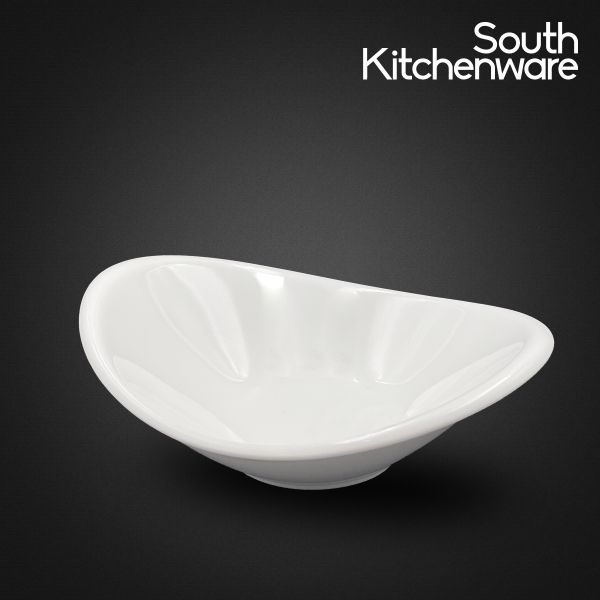 Chén thỏi vàng 13.5x11cm Misc_Assortment Lys Trắng Ngà sứ tráng men cao cấp Minh Long (cái)