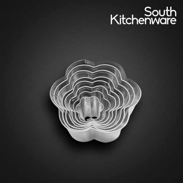 <p>Thương Hiệu: Trống&nbsp;</p><p>Kích Thước: 12cm&nbsp;</p><p>Chất Liệu: inox&nbsp;</p><p>Trọng Lượng: 390gr