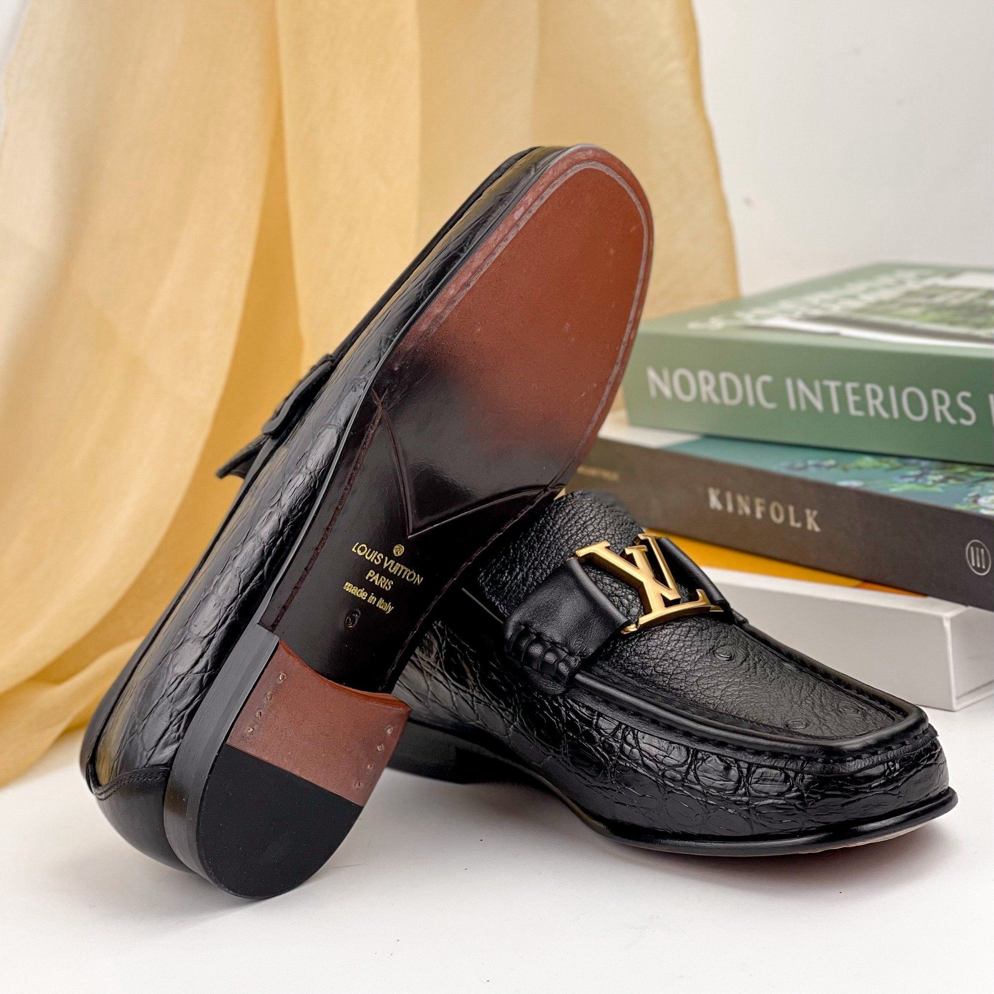 Giày Nam Louis Vuitton Montaigne Loafer Black 1A2G4N  LUXITY