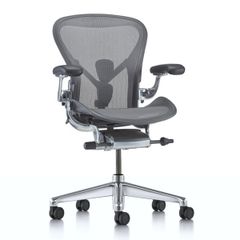 Ghế công thái học Herman Miller Aeron khung nhôm chân nhôm