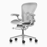Ghế công thái học Herman Miller Aeron khung nhôm chân nhôm