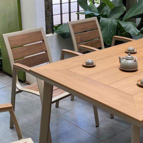 Bàn sân vườn HPI6T (không gồm ghế)