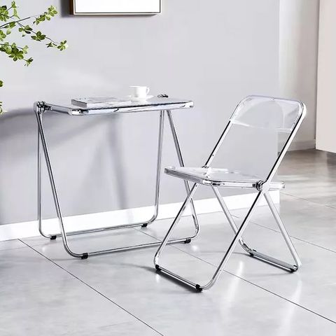 Ghế nhựa trong DPG4