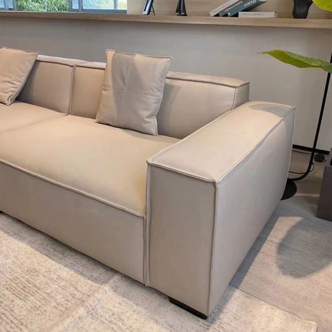 SOFA DA VARDY
