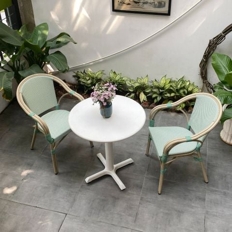 bàn ghế sân thượng
