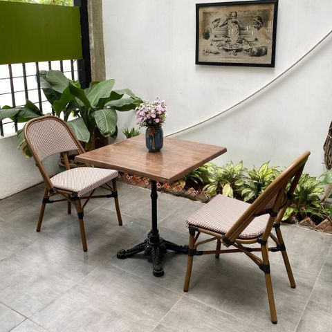 bộ bàn ghế cafe ngoài trời luxvie