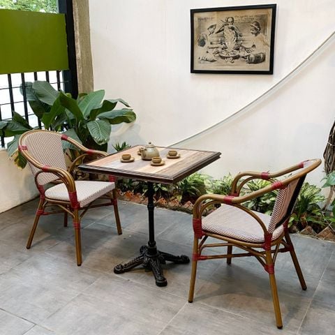 bàn ghế ban công