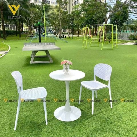 Bàn tròn Tulip DPB9 (không ghế)
