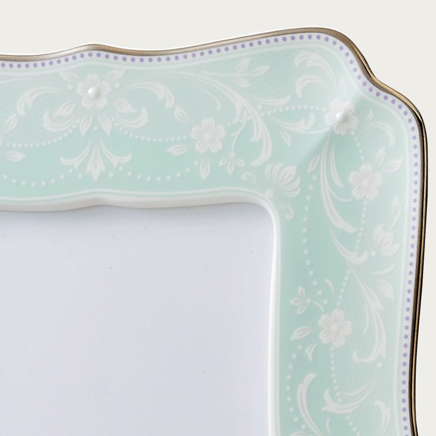  Khung ảnh để bàn Maison Coll Mint Green (chiều dài 19,6cm, chiều rộng 15,7cm) | Maison Coll H-976L - Y93581 