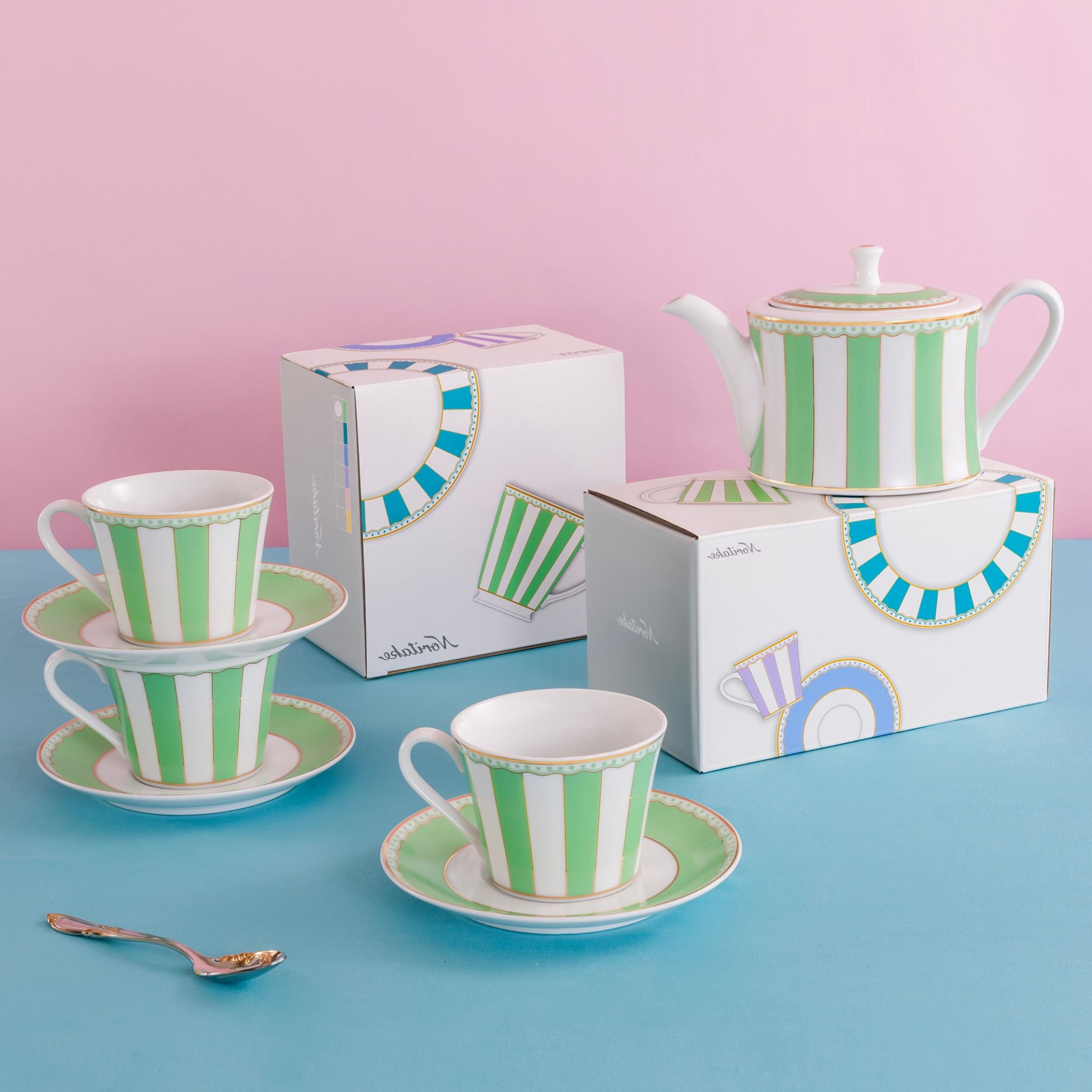  Bộ ấm chén uống trà (ấm 630ml, chén 250ml) 13 món sứ trắng (xanh lá pastel) | CRNIVL Apple Green M-252L - T014M 