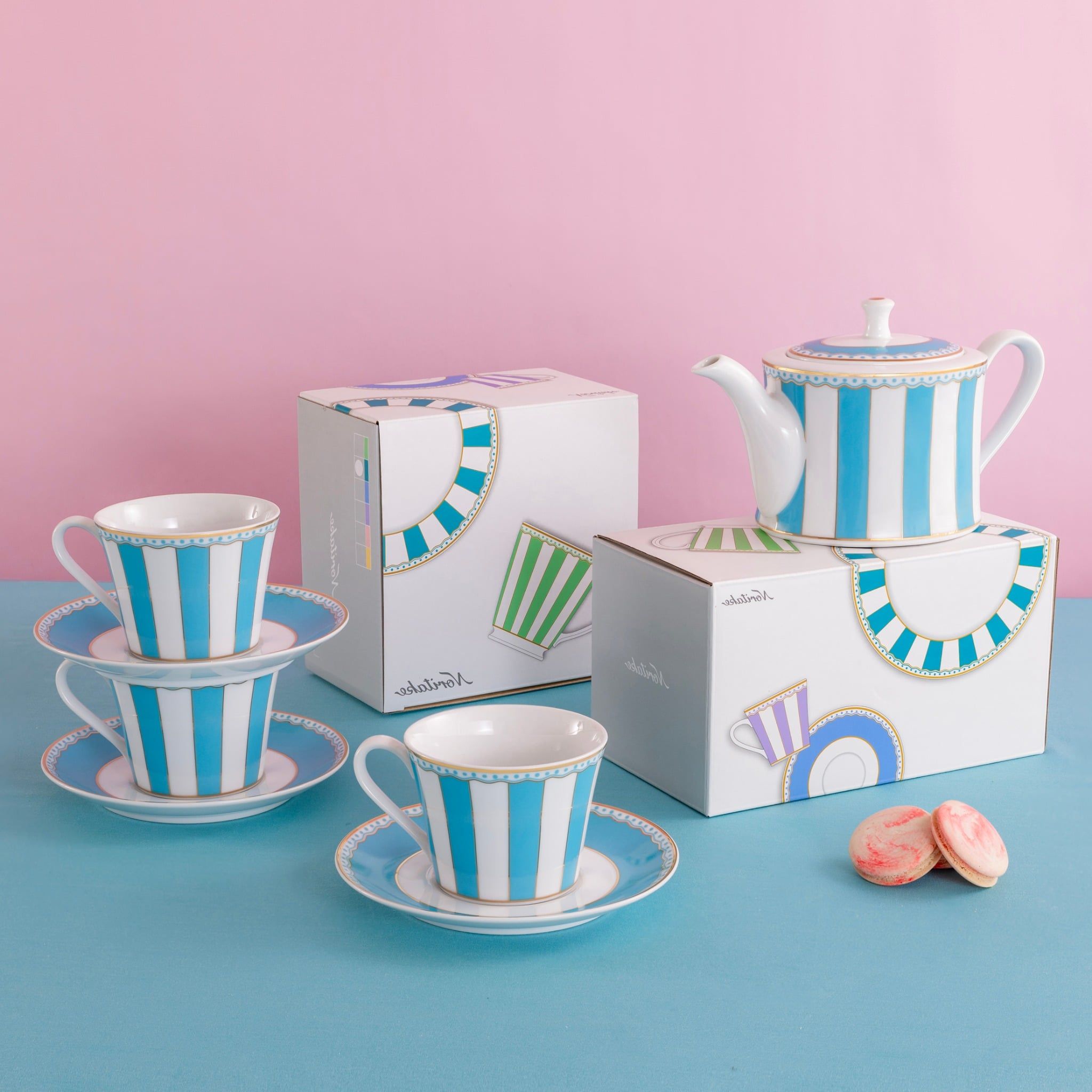  Bộ ấm chén uống trà (ấm 630ml, chén 250ml) 13 món sứ trắng (xanh dương pastel) | CRNIVL Light Blue M-253L - T014M 