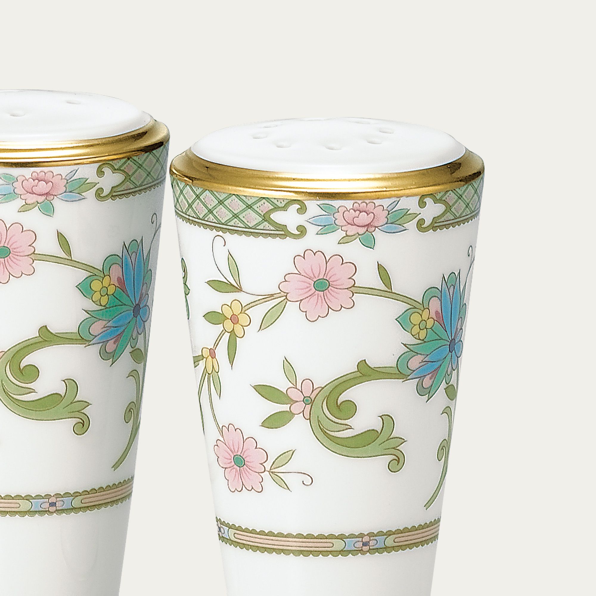  Bộ lọ đựng tiêu (4 lỗ) và muối (8 lỗ) cao 9cm sứ xương Nhật Bản | Yoshino 9983J - 595710 