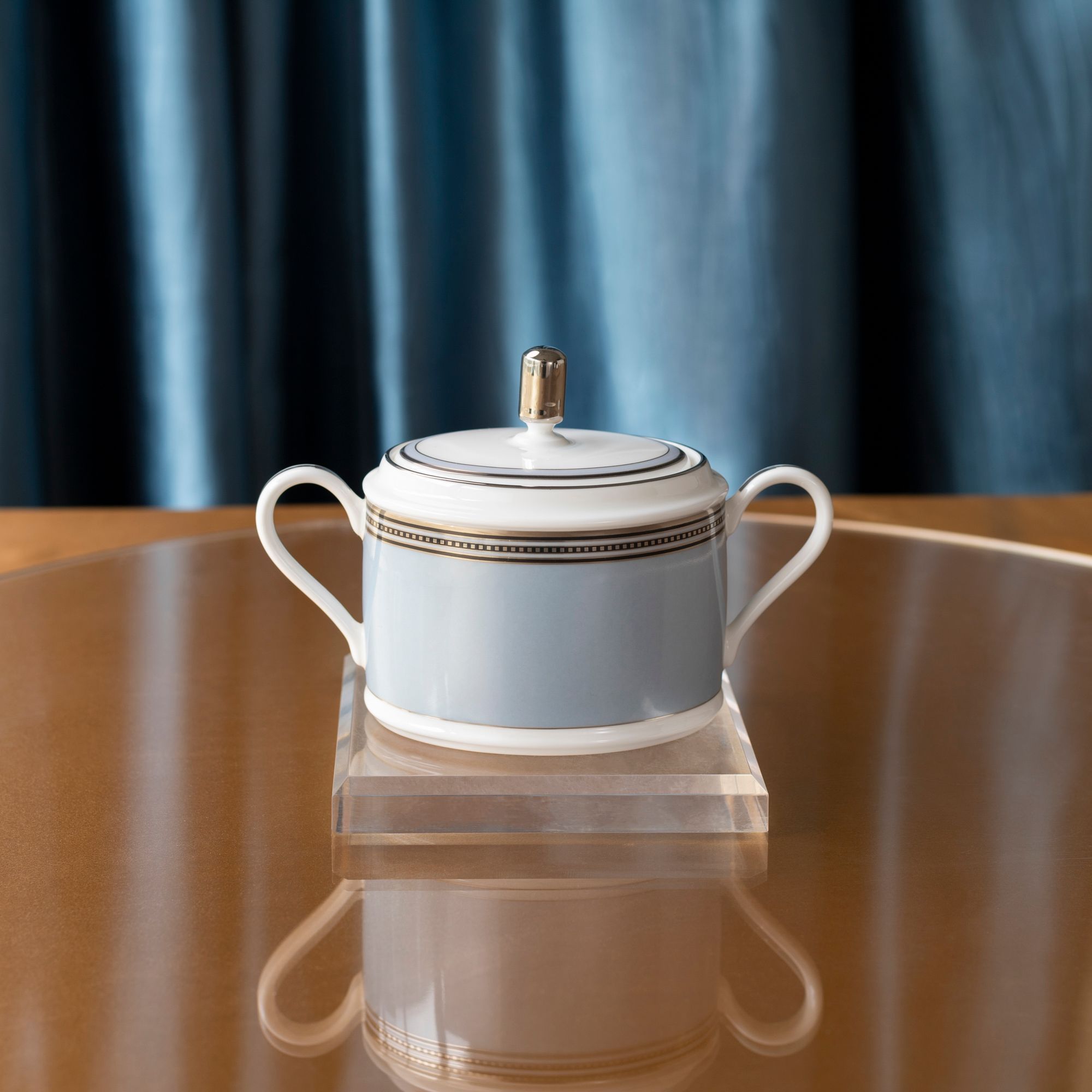  Bộ ấm chén uống trà (ấm 1.250ml, chén 245ml) 15 món sứ xương | Bogart Platinum 4958L - T017A 