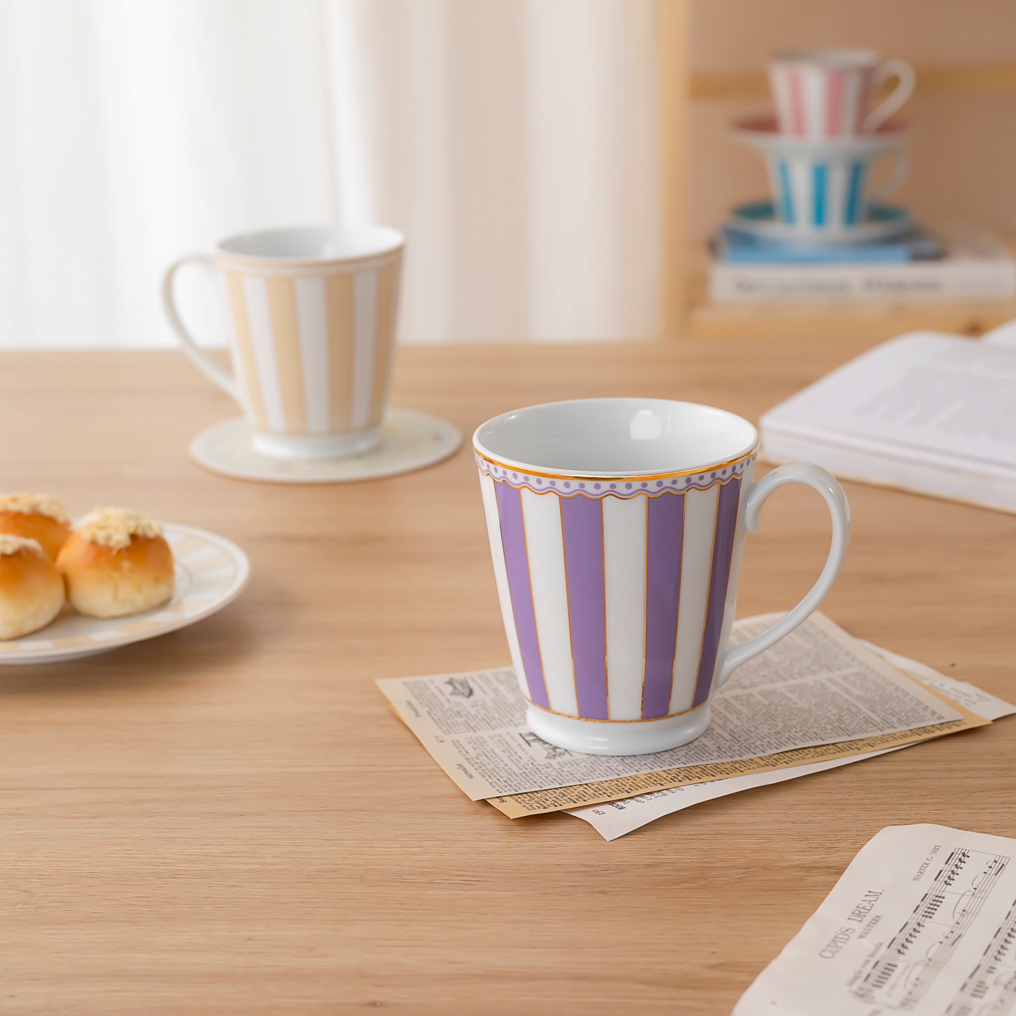  Cốc (ly) uống nước, cà phê 370ml (tím lavender) sứ trắng | CRNIVL Lavender M-248L - Q001A 