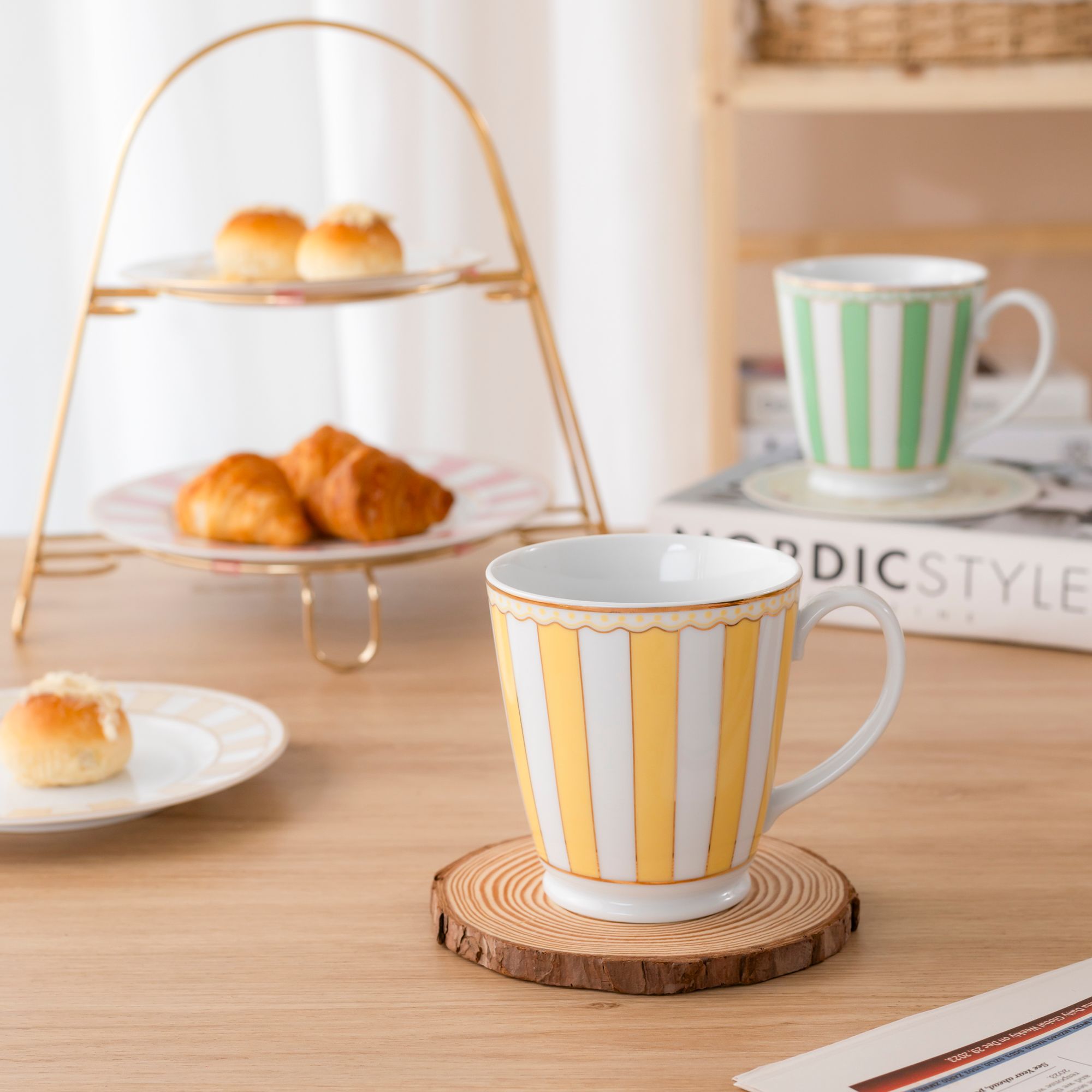  Cốc uống nước, cà phê 370ml (vàng pastel) sứ trắng | CRNIVL Yellow M-250L - Q001A 