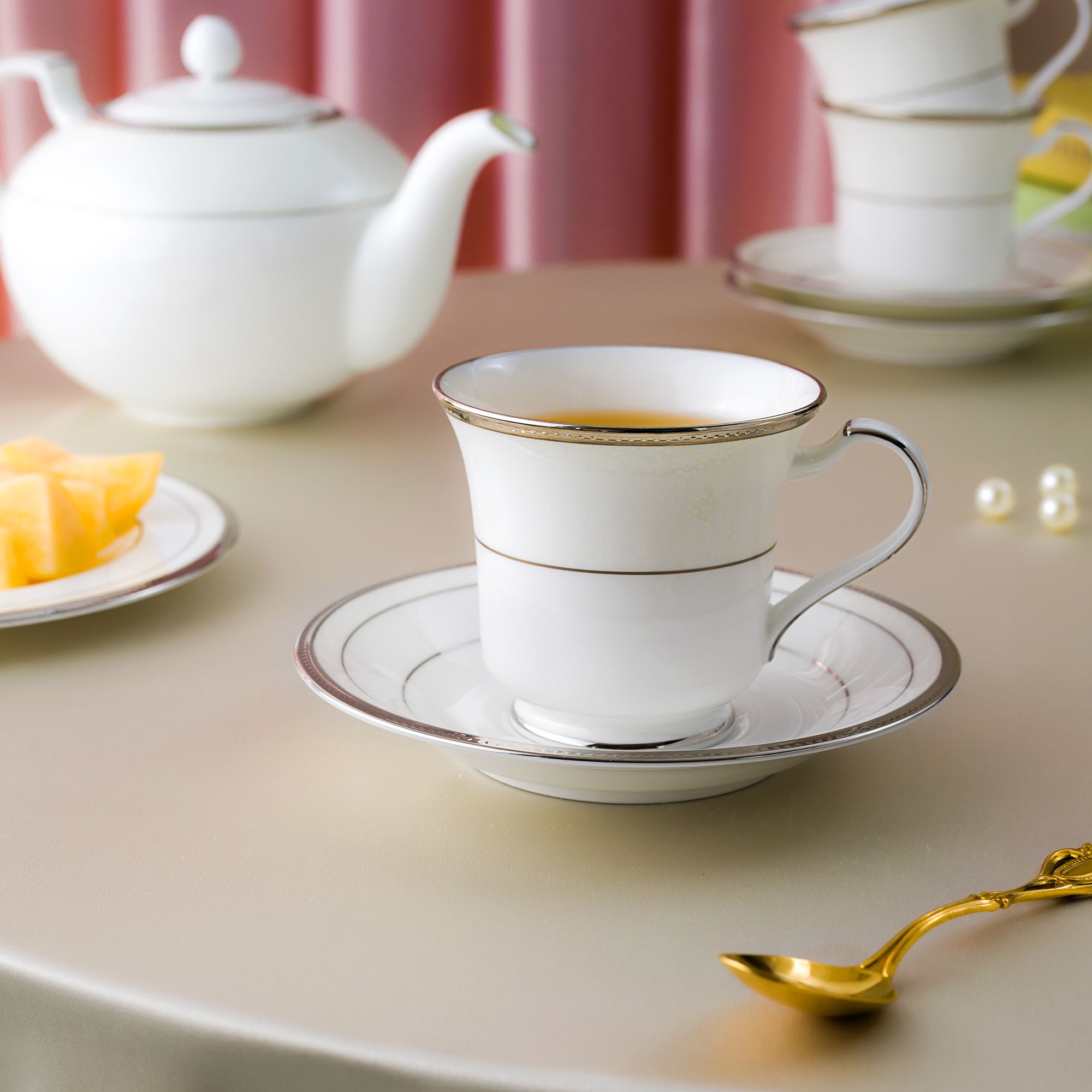  Bộ ấm chén uống trà (ấm 1.090ml, chén 220ml) 13 món sứ xương Nhật Bản | Champagne Pearls 4811J - T014R 