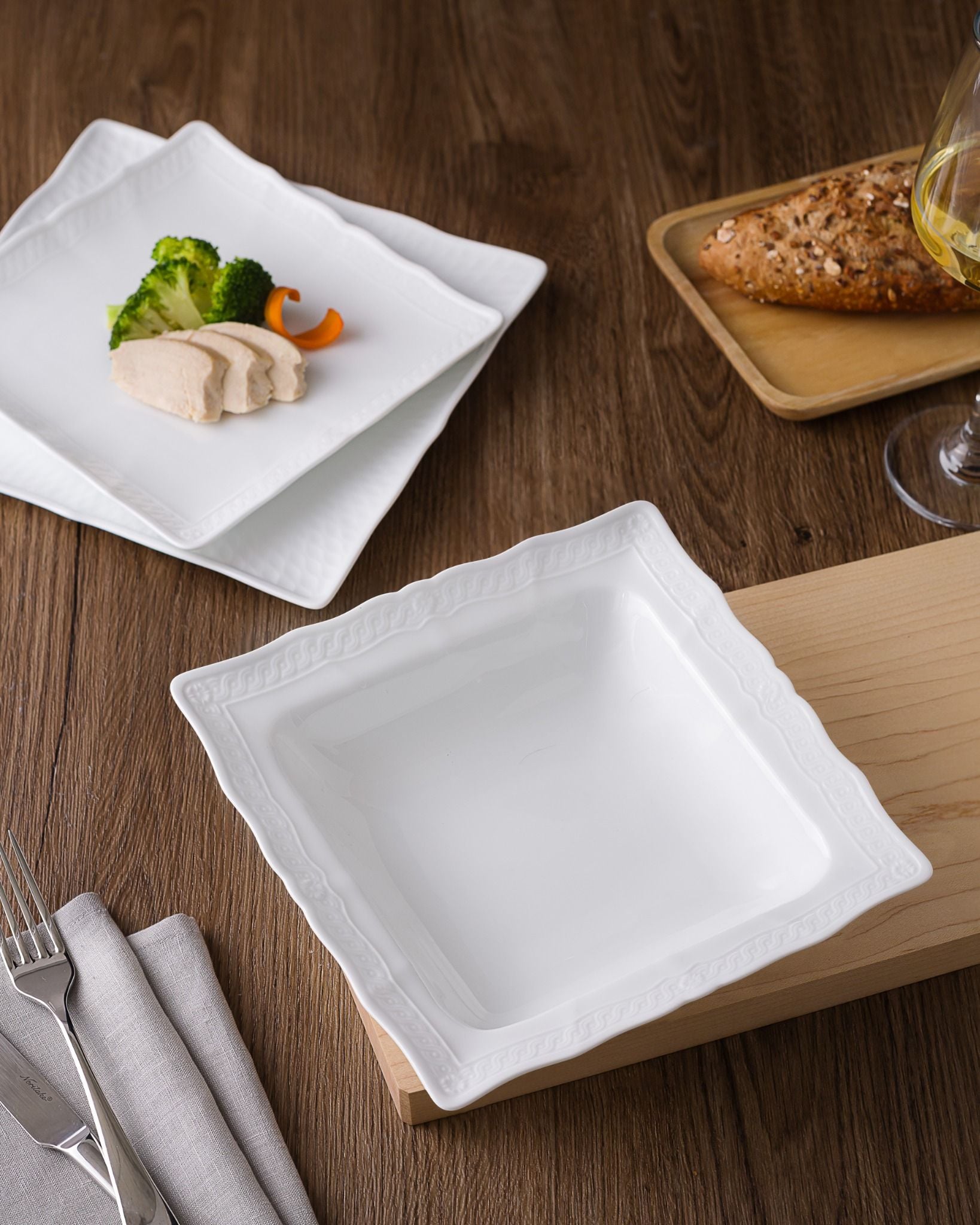  Bộ bát đĩa ăn châu Á 22 món (đĩa vuông, bát cơm 13cm cho 6 người) sứ trắng cao cấp | Cher Blanc 1655L - D022AV 