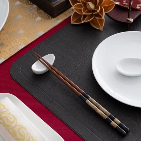  Dụng cụ gác đũa hình thoi dài 5,6cm sứ trắng | Art Stage 4257L - 91836 