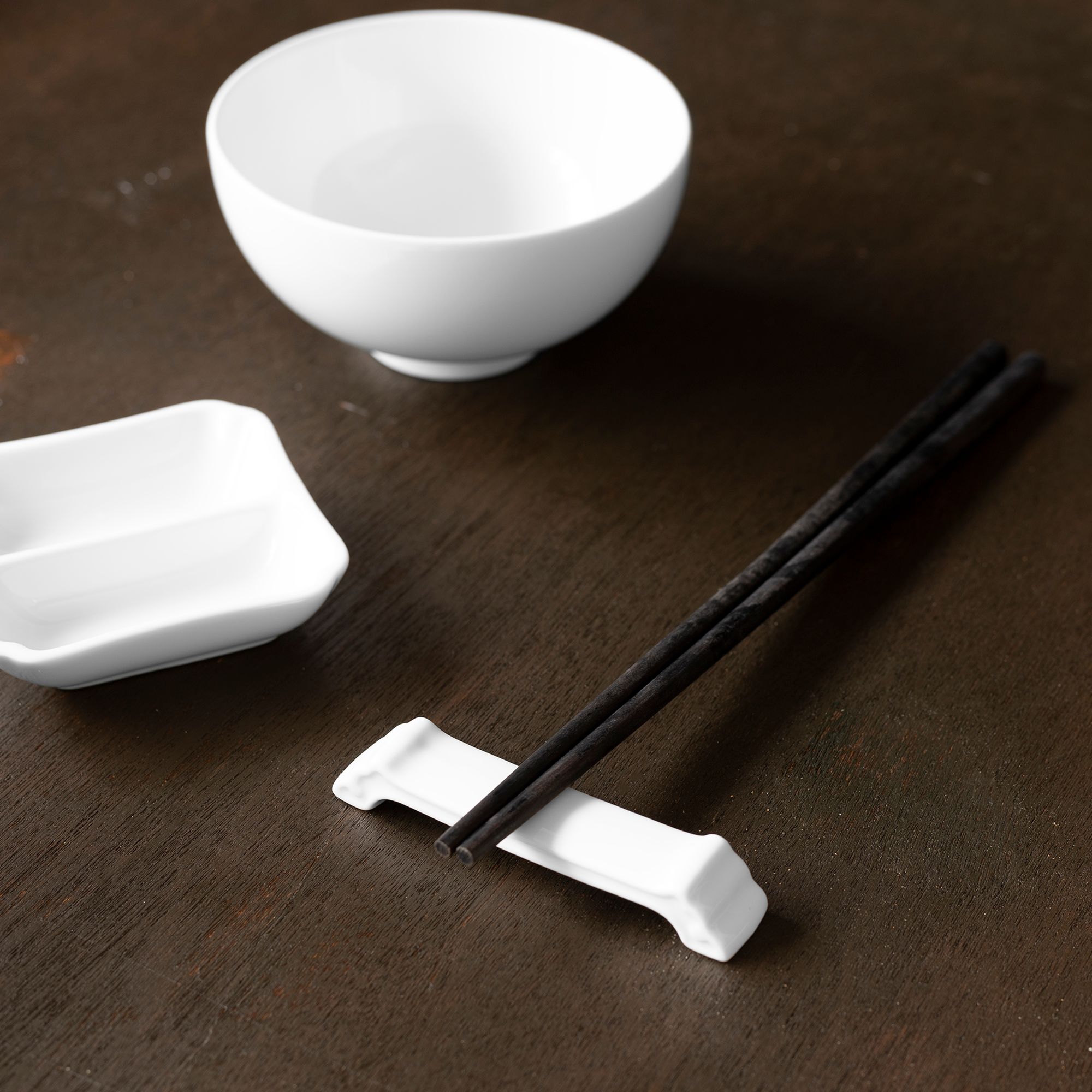  Dụng cụ gác đũa dài 9,4cm sứ trắng | Art Stage 4257L - 91839 