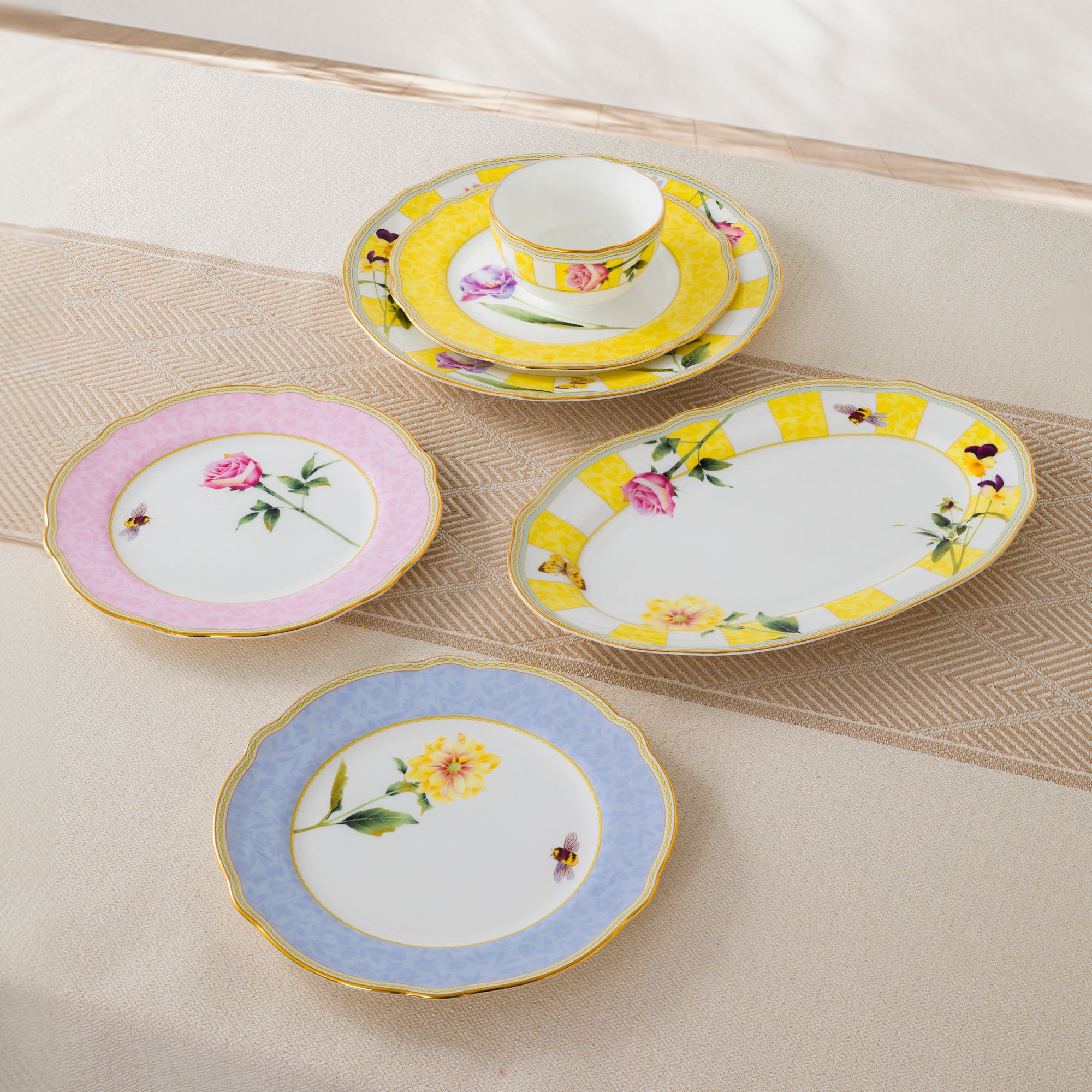  Đĩa tròn cỡ vừa đường kính 22cm sứ xương | Harvest Dream 4989-2L - 97811 