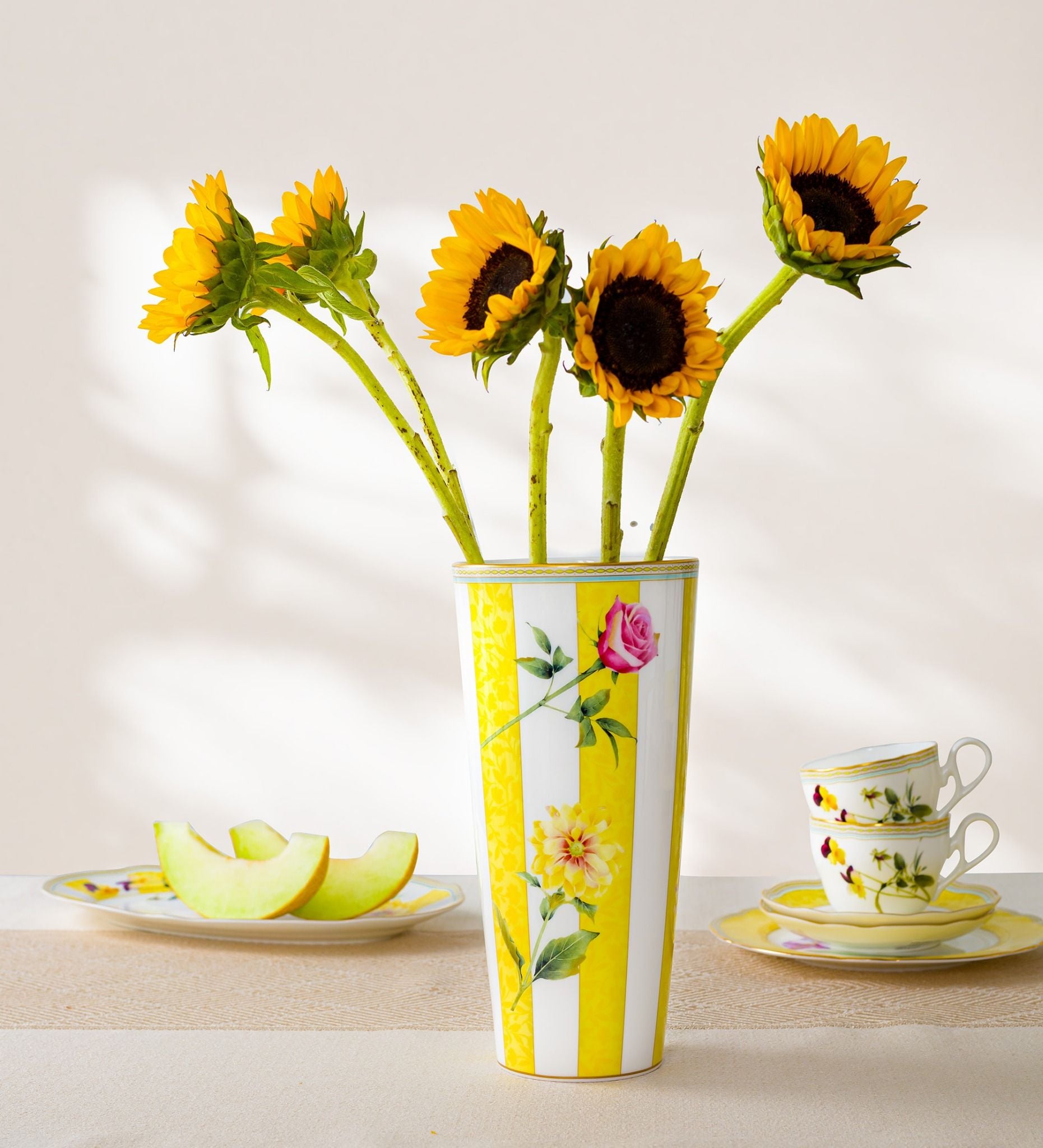  Bình hoa (lọ hoa) trang trí cao cấp 25,8cm sứ xương | Harvest Dream 4989L - T97378 