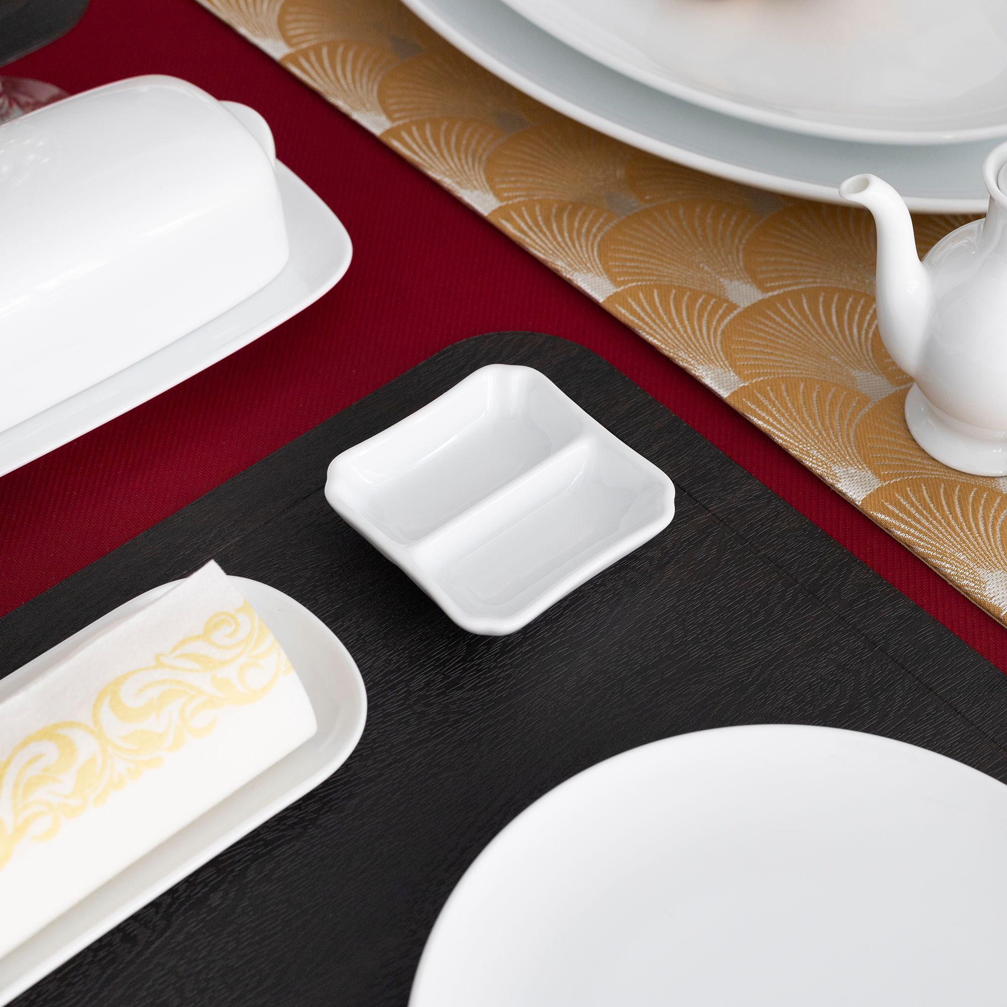  Đĩa vuông 7,9cm chia ngăn đựng nước chấm, gia vị sứ trắng | Art Stage 4257L - 91850 