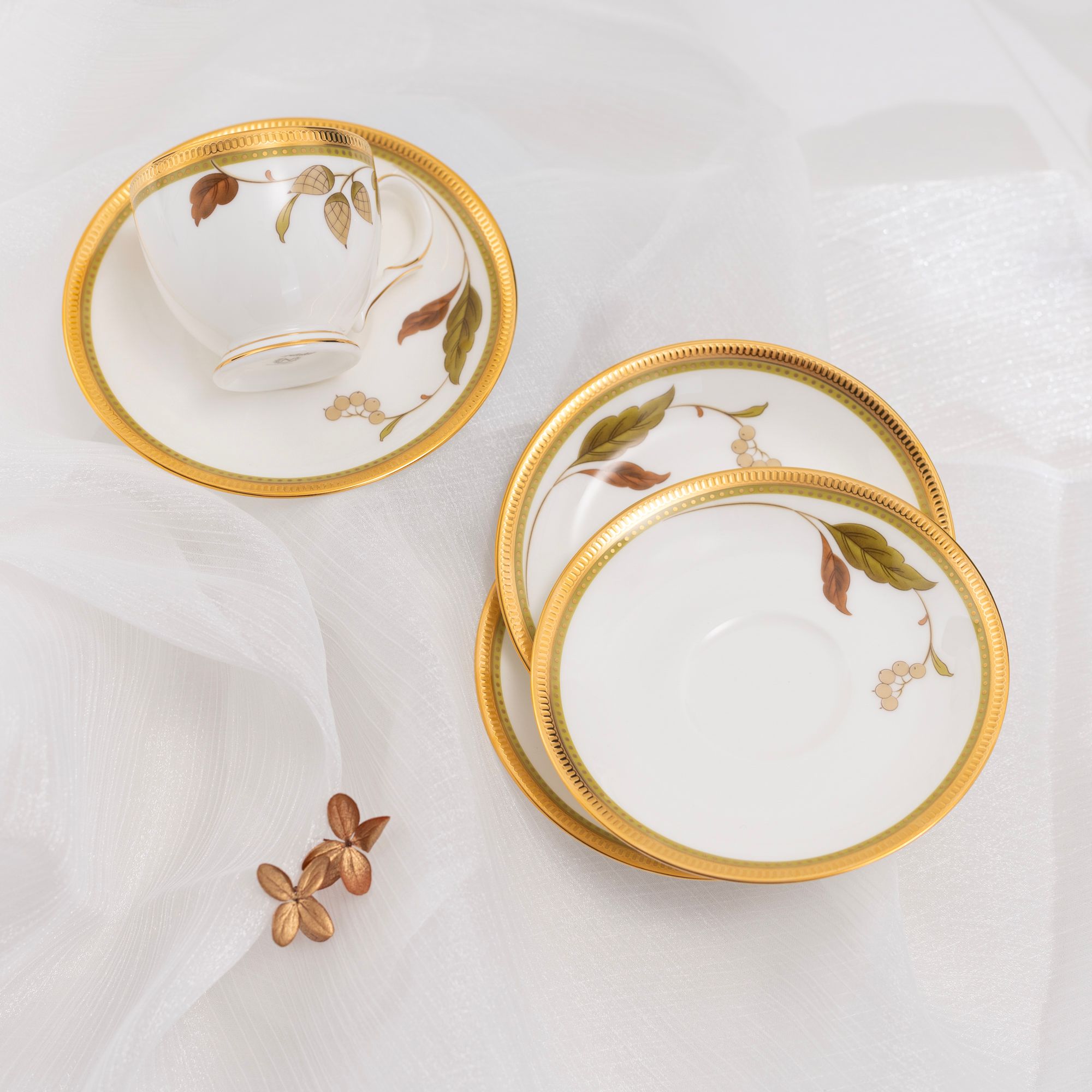  Bộ ấm chén uống trà nhỏ (ấm 650ml, chén 105ml) 13 món sứ xương | Islay 4885L - T014S 