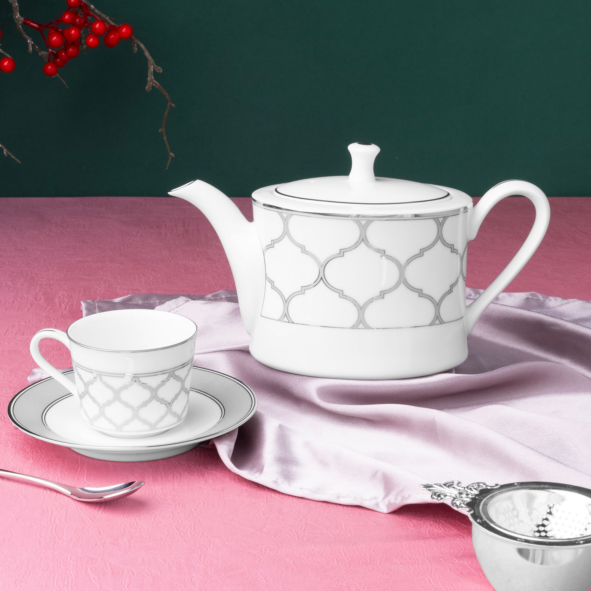  Bộ ấm chén uống trà nhỏ (ấm 630ml, chén 100ml) 13 món sứ trắng | Eternal Palace 1717L - T014S 