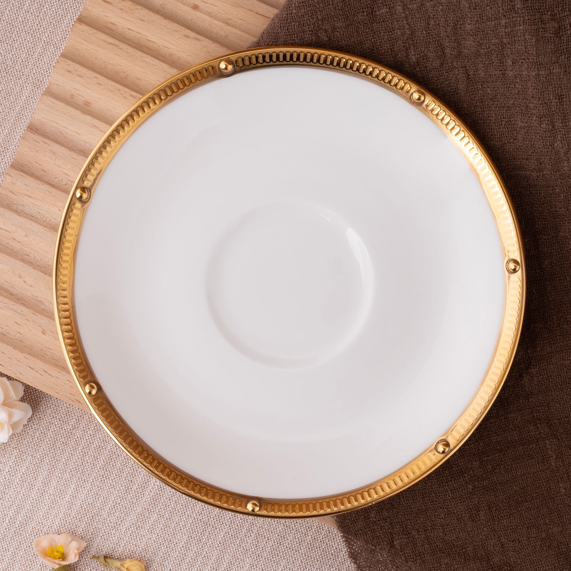  Bộ ấm chén uống trà nhỏ (ấm 650ml, chén 105ml) 13 món sứ xương | Rochelle Gold 4796L - T014S 