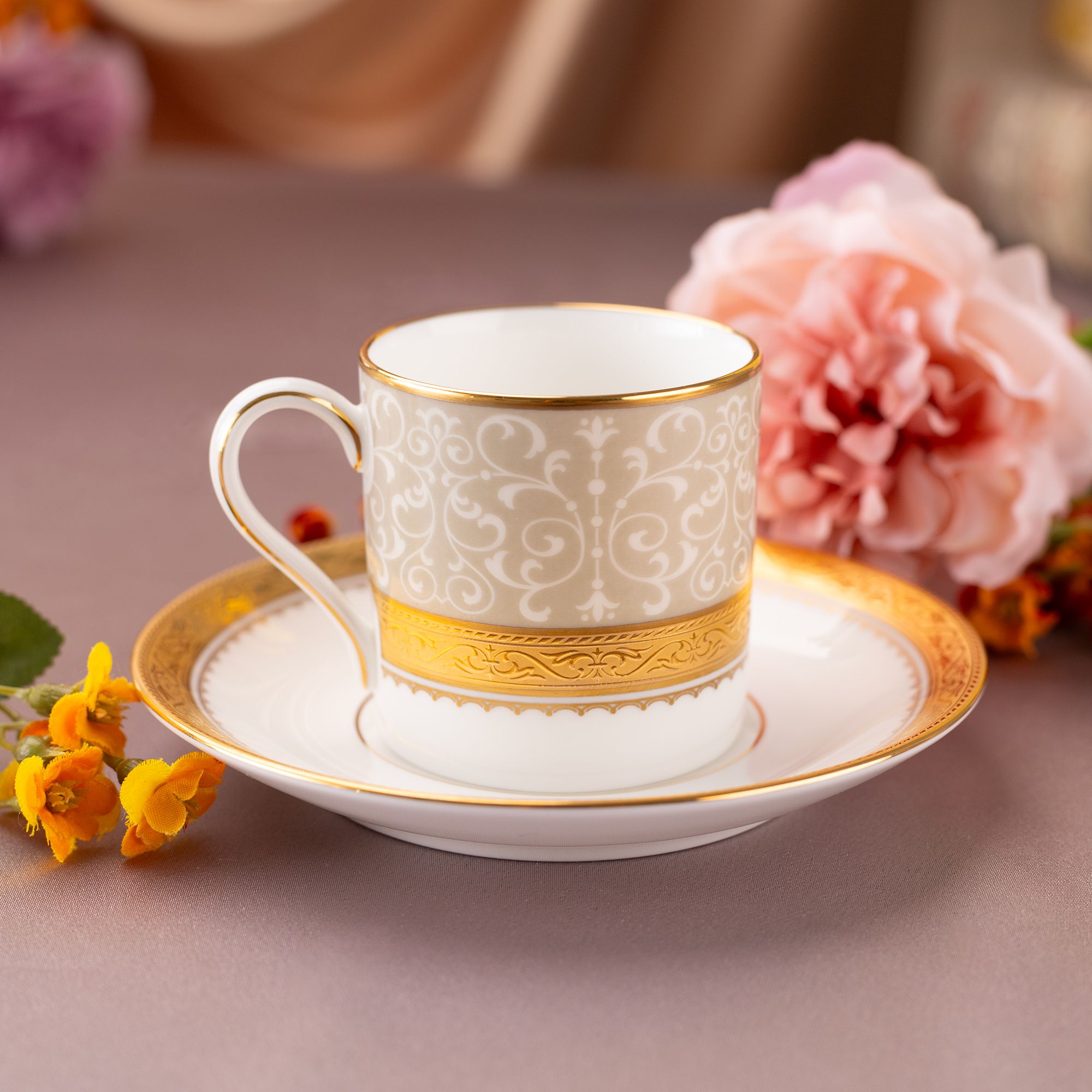  Bộ ấm chén uống trà nhỏ (ấm 650ml, chén 90ml) 13 món sứ xương | Odessa Gold 4874L - T014S 