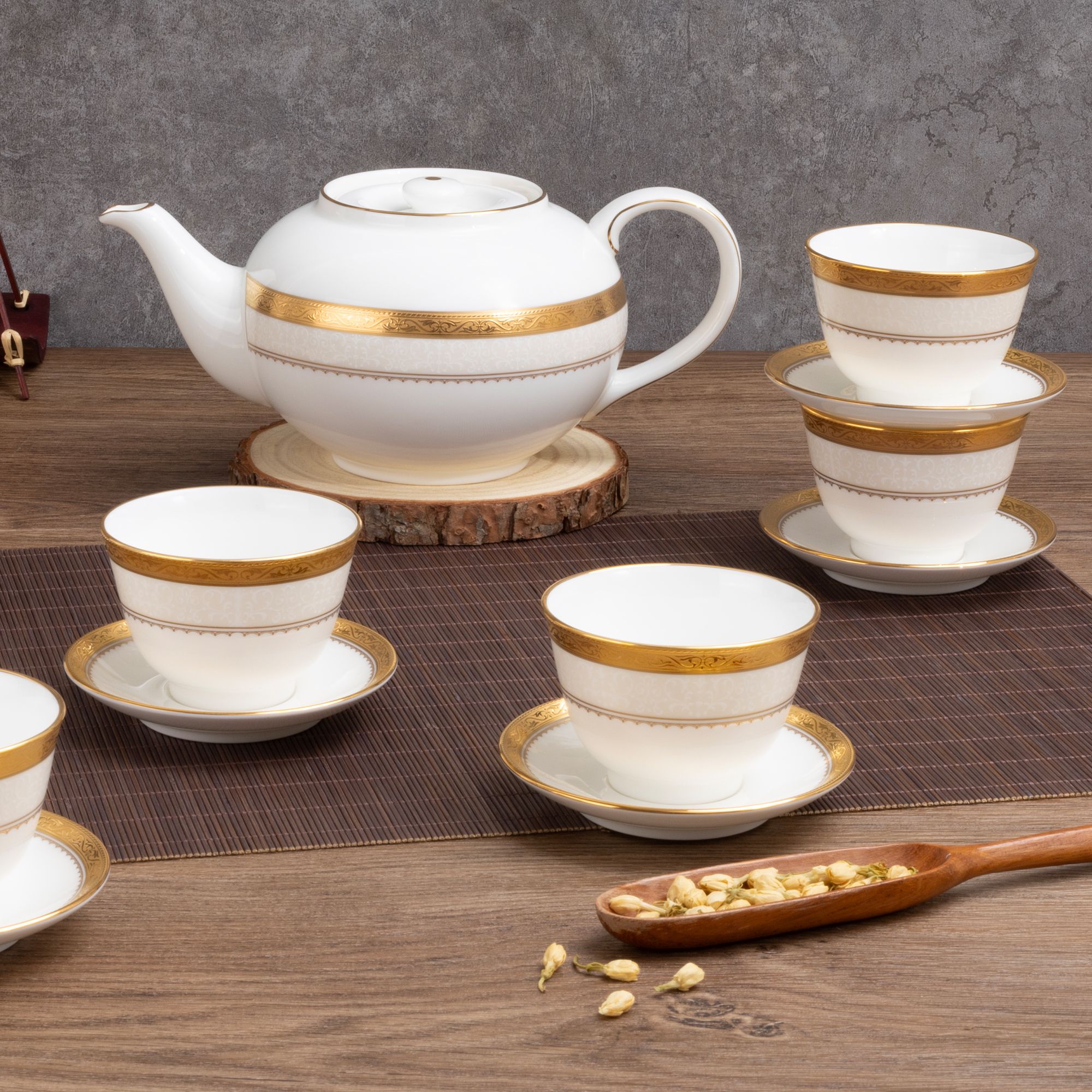  Bộ ấm chén trà châu Á (ấm 950ml, chén 145ml) 13 món sứ xương | Odessa Gold 4874L - T014A 