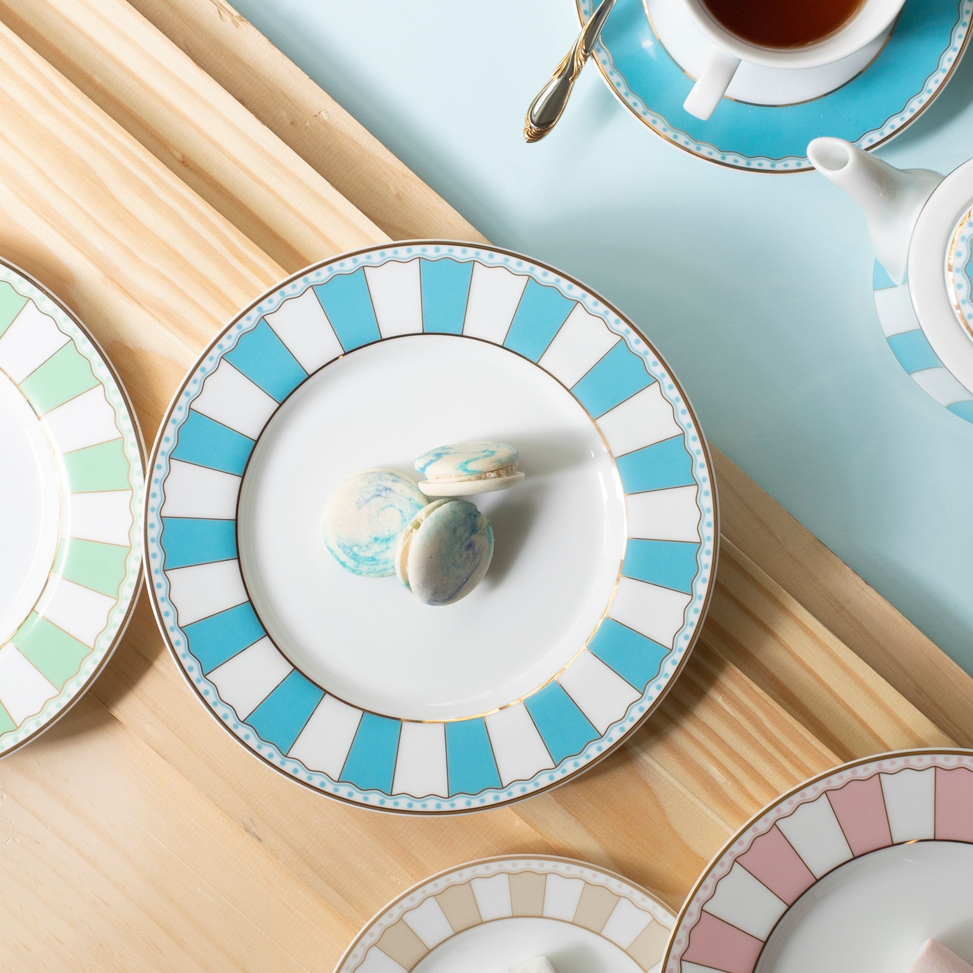  Bộ 02 đĩa tròn cỡ vừa 21cm (xanh dương pastel) sứ trắng | CRNIVL Light Blue M-253L - Q002M 