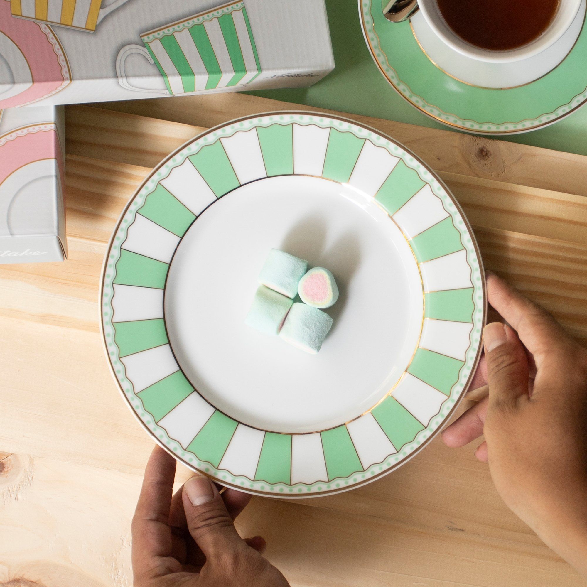  Bộ 02 đĩa tròn cỡ vừa 21cm (xanh lá pastel) sứ trắng | CRNIVL Apple Green M-252L - Q002M 